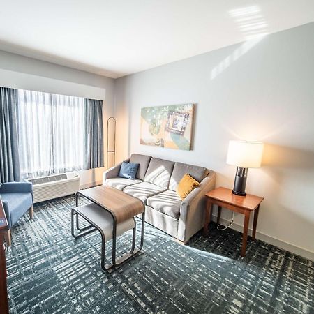Homewood Suites By Hilton Rochester Mayo Clinic-St. Marys Campus Екстериор снимка