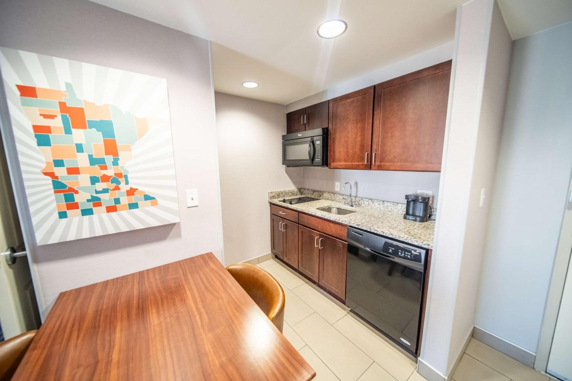 Homewood Suites By Hilton Rochester Mayo Clinic-St. Marys Campus Екстериор снимка